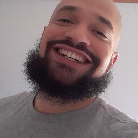 Meet your Posher, Kennett - Picture 1 of 1